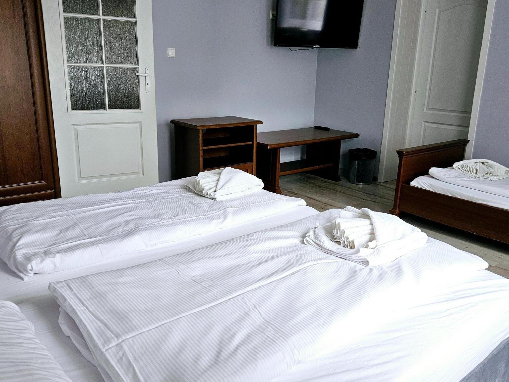 Holiday Home In Kolczewo With The Private Pool 220 Qm ภายนอก รูปภาพ
